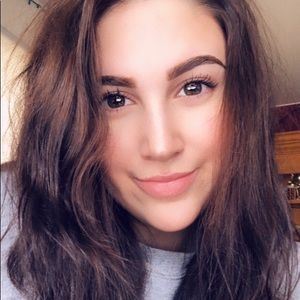 Meet your Posher, Madi